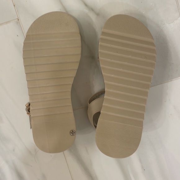 Nude sandals - Picture 5 of 5